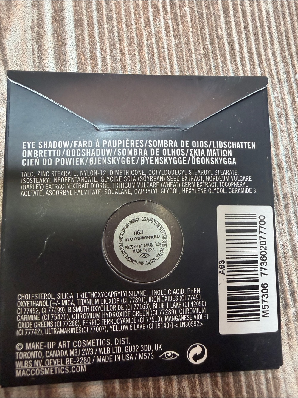 Eyeshadow - Picture 2 of 2